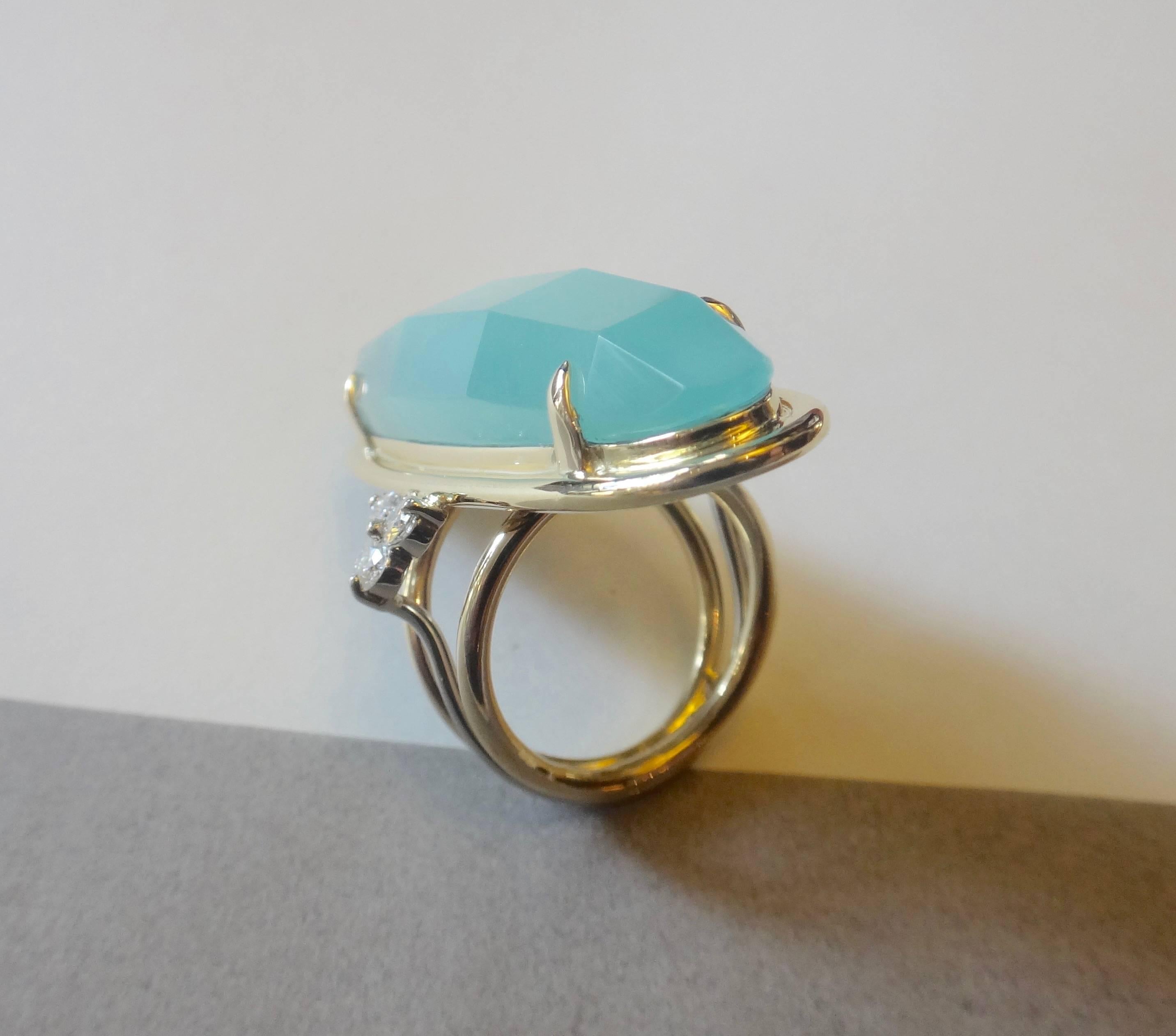 Women's Pearlescent Aquamarine Diamond Yellow Gold Cocktail Ring