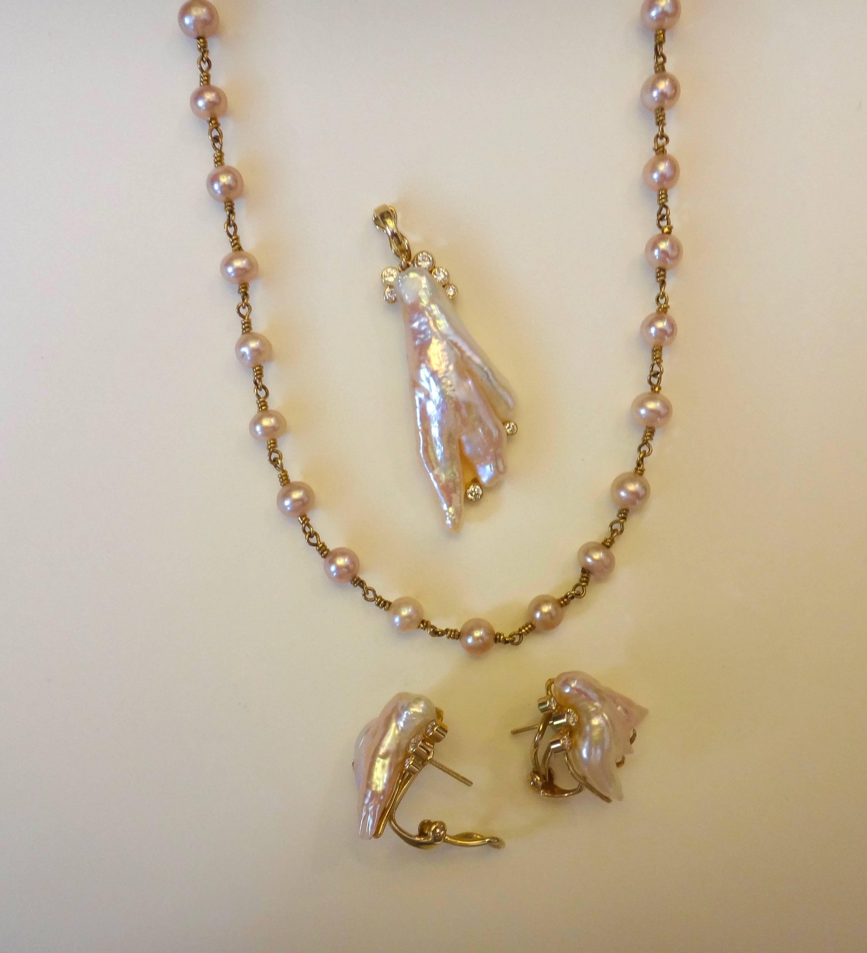 Michael Kneebone Pink Baroque Pearl White Diamond Angel Wing Suite In Excellent Condition In Austin, TX