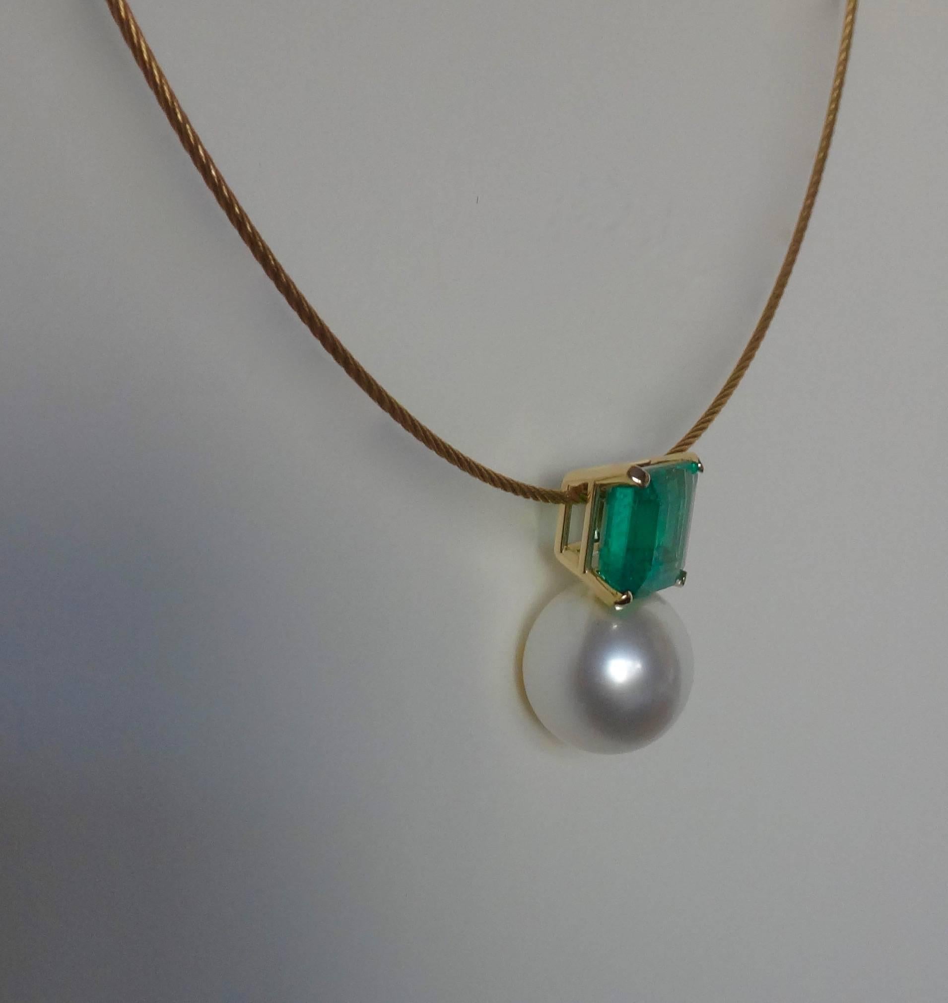 Contemporary Michael Kneebone Emerald Paspaley South Seas Pearl Pendant