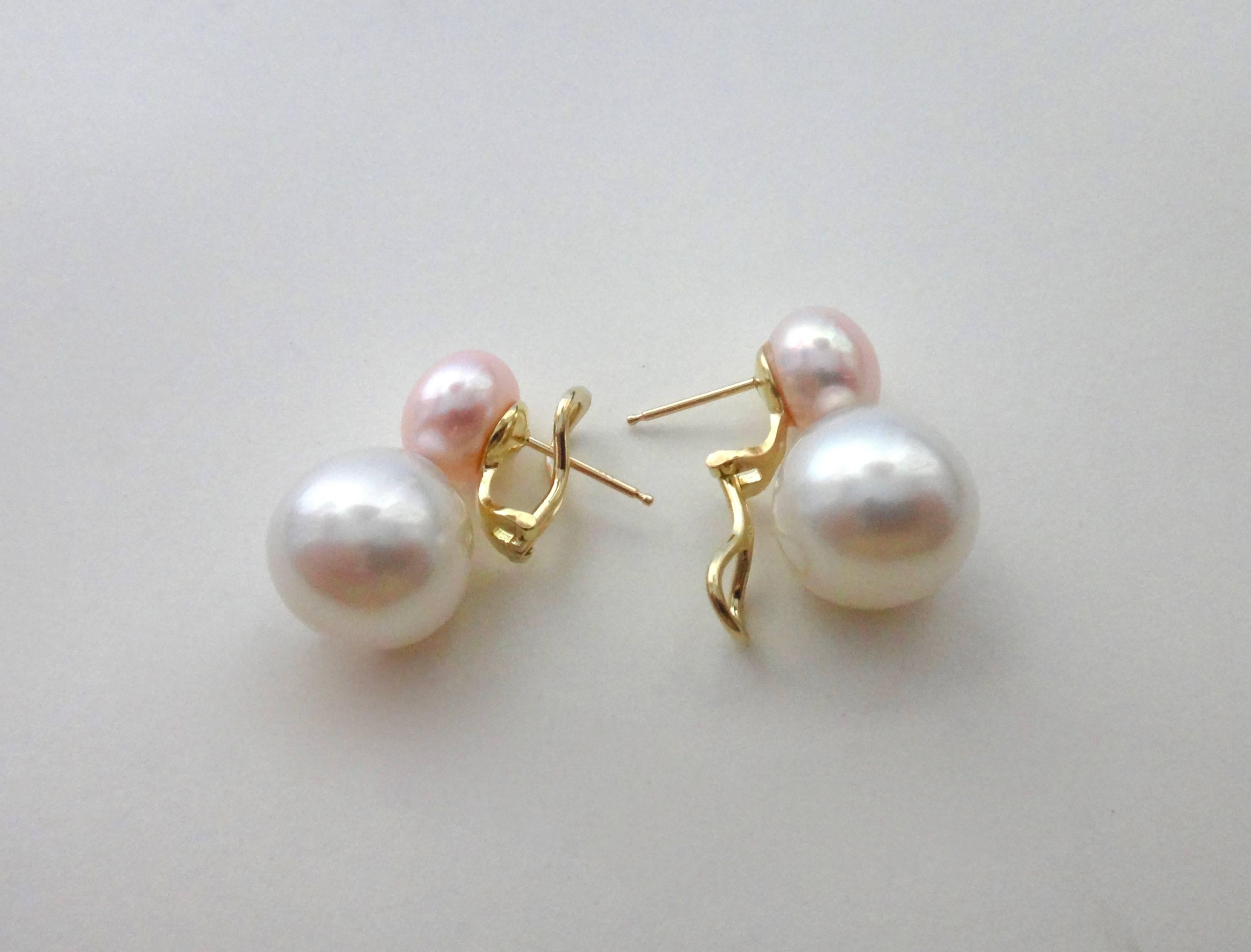 Michael Kneebone White South Seas Pink Pearl Due Perla Earrings In Excellent Condition In Austin, TX