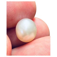 Una magnifica perla naturale di mare da 5,68 carati con certificato GIA