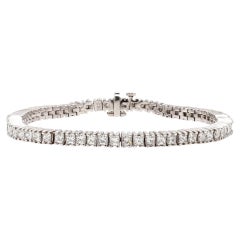 5.73ctw Princess-Cut Diamond Tennis Bracelet