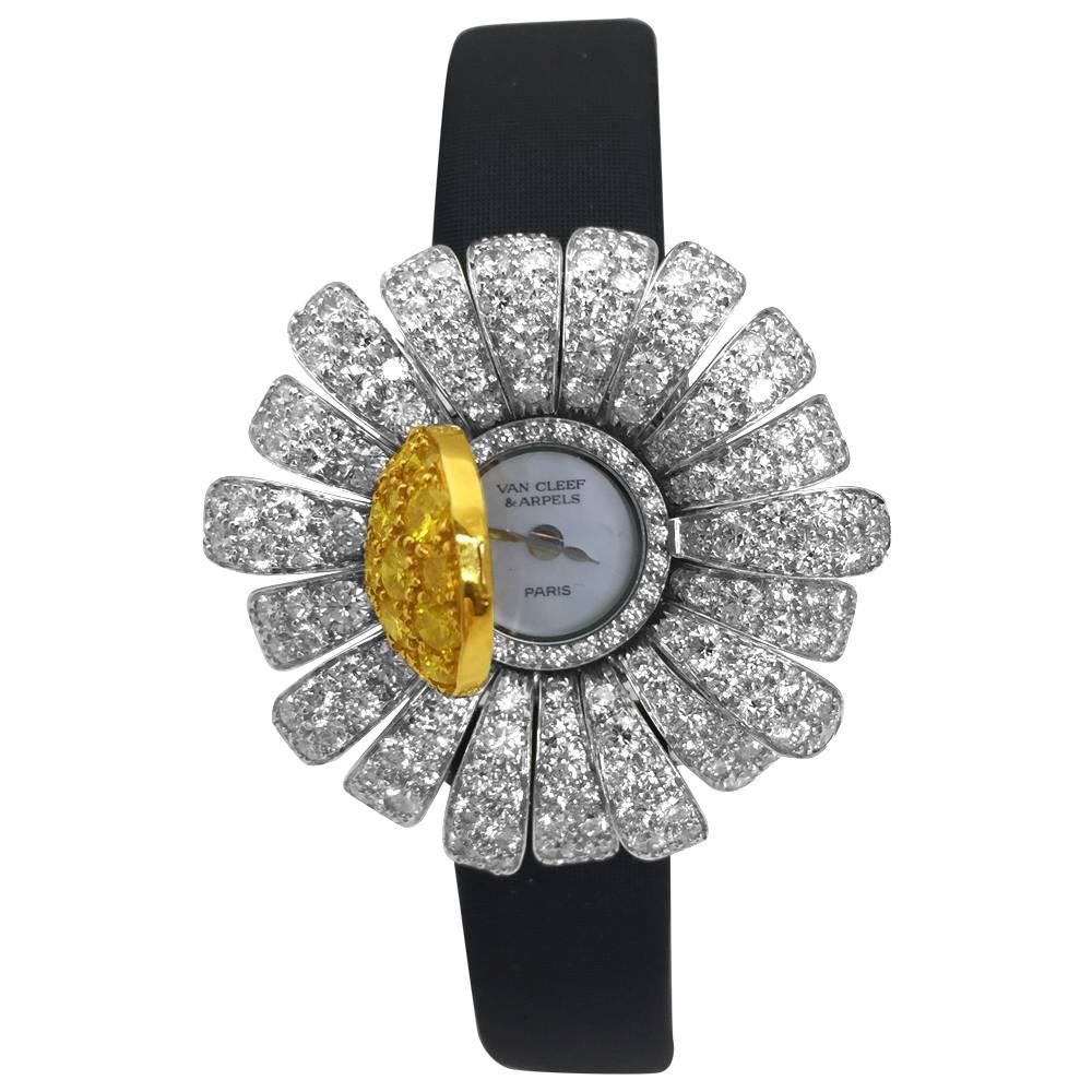 Contemporary Van Cleef & Arpels Ladies Two Color Gold Diamond Marguerite Quartz Wristwatch