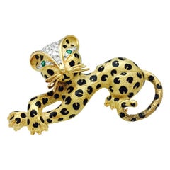 Yellow Gold Fred "Léopard" Brooch with Enamel, Diamonds and Emeralds