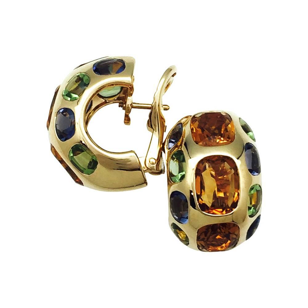 A 750/000 yellow gold Chanel earrings, 