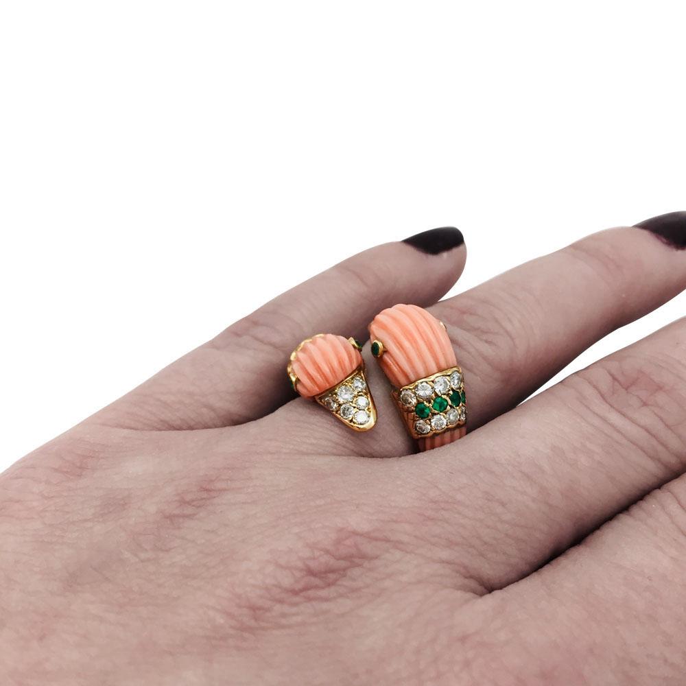 Van Cleef & Arpels Ducks Ring, Coral, Emeralds and Diamonds 2