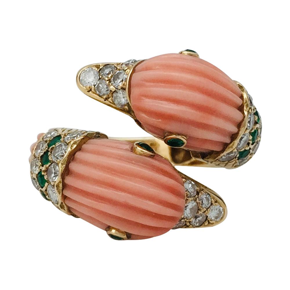 Contemporary Van Cleef & Arpels Ducks Ring, Coral, Emeralds and Diamonds