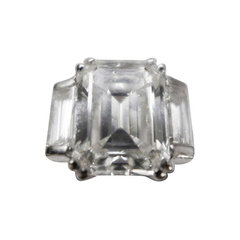 Emerald Cut Diamond Ring For Sale