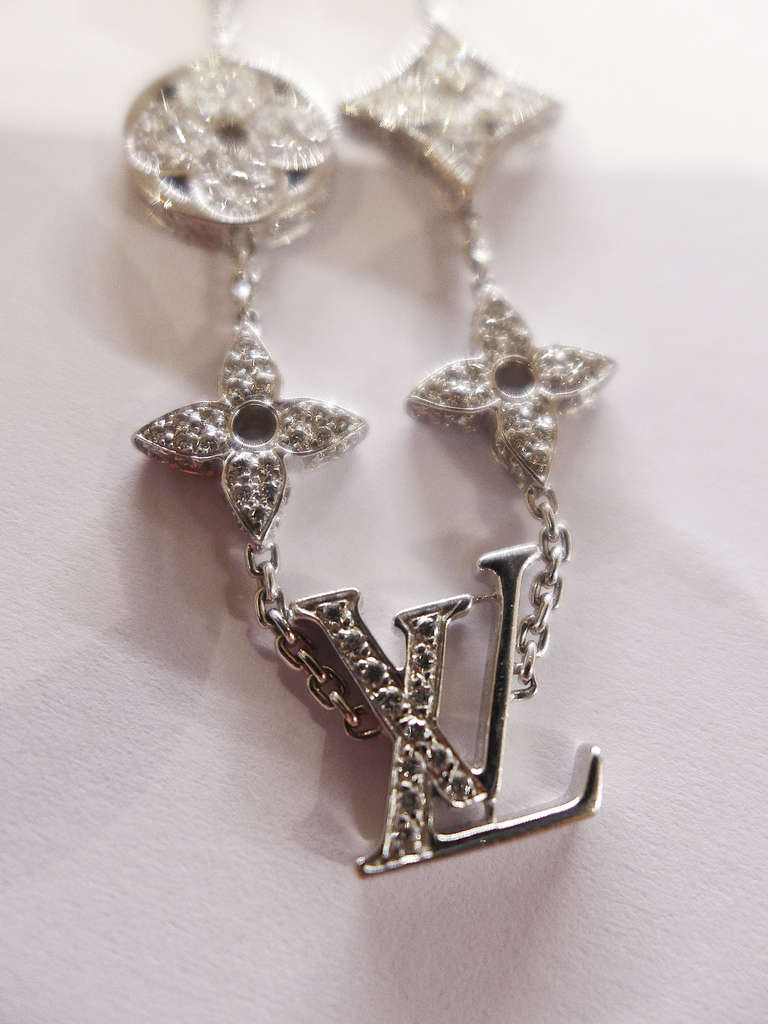 Louis Vuitton Monogram Diamond Bracelet Pattern