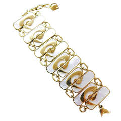 Yellow gold and Mother of pearl Bulgari bracelet.