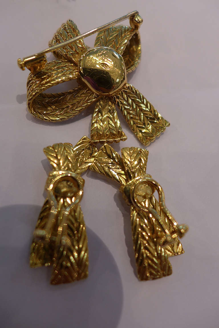 A yellow matte gold braided Buccellati set, 
