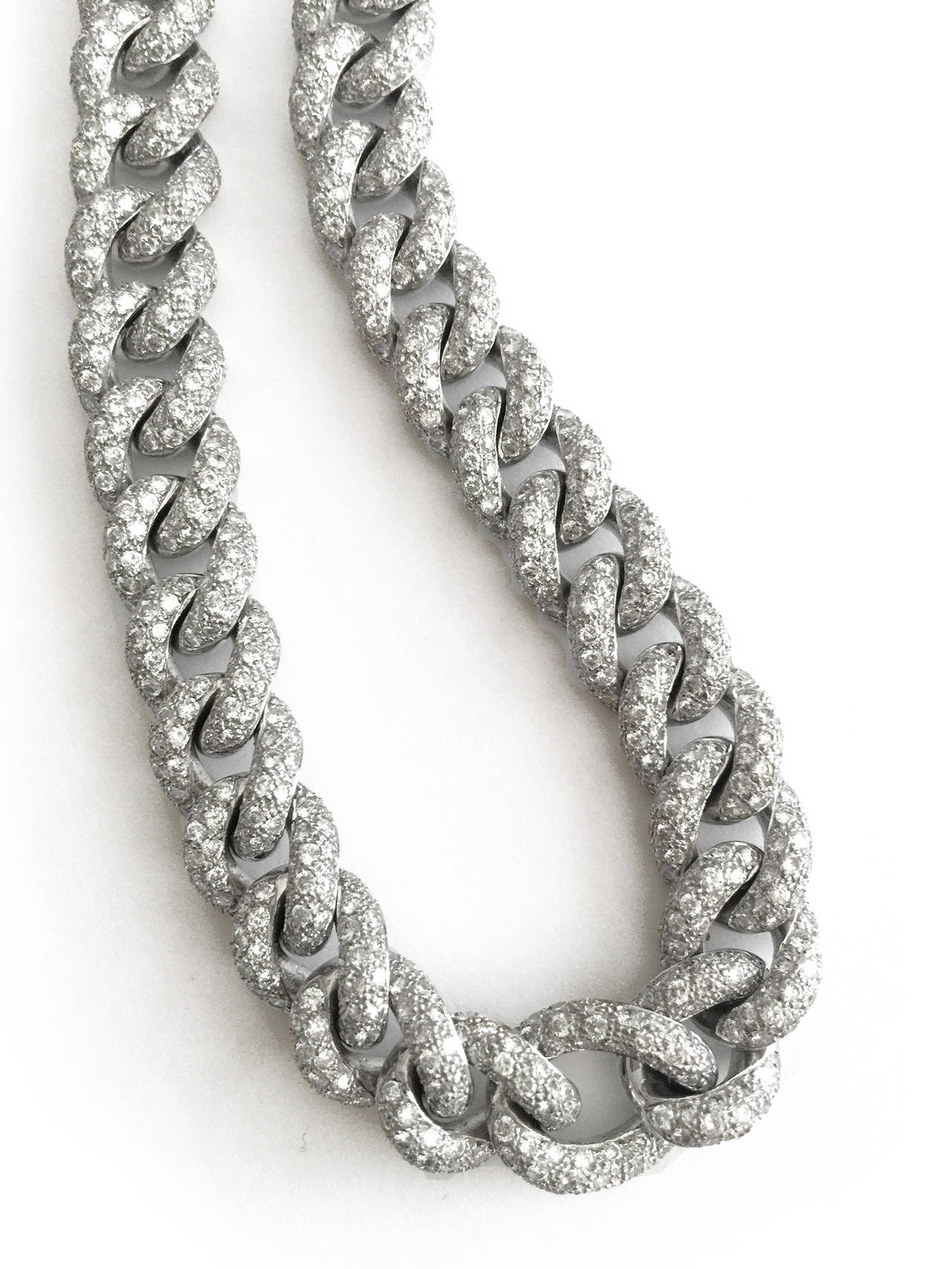 White gold necklace, 