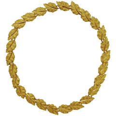 Buccellati Delicate Yellow Gold Garland of Leaves Necklace
