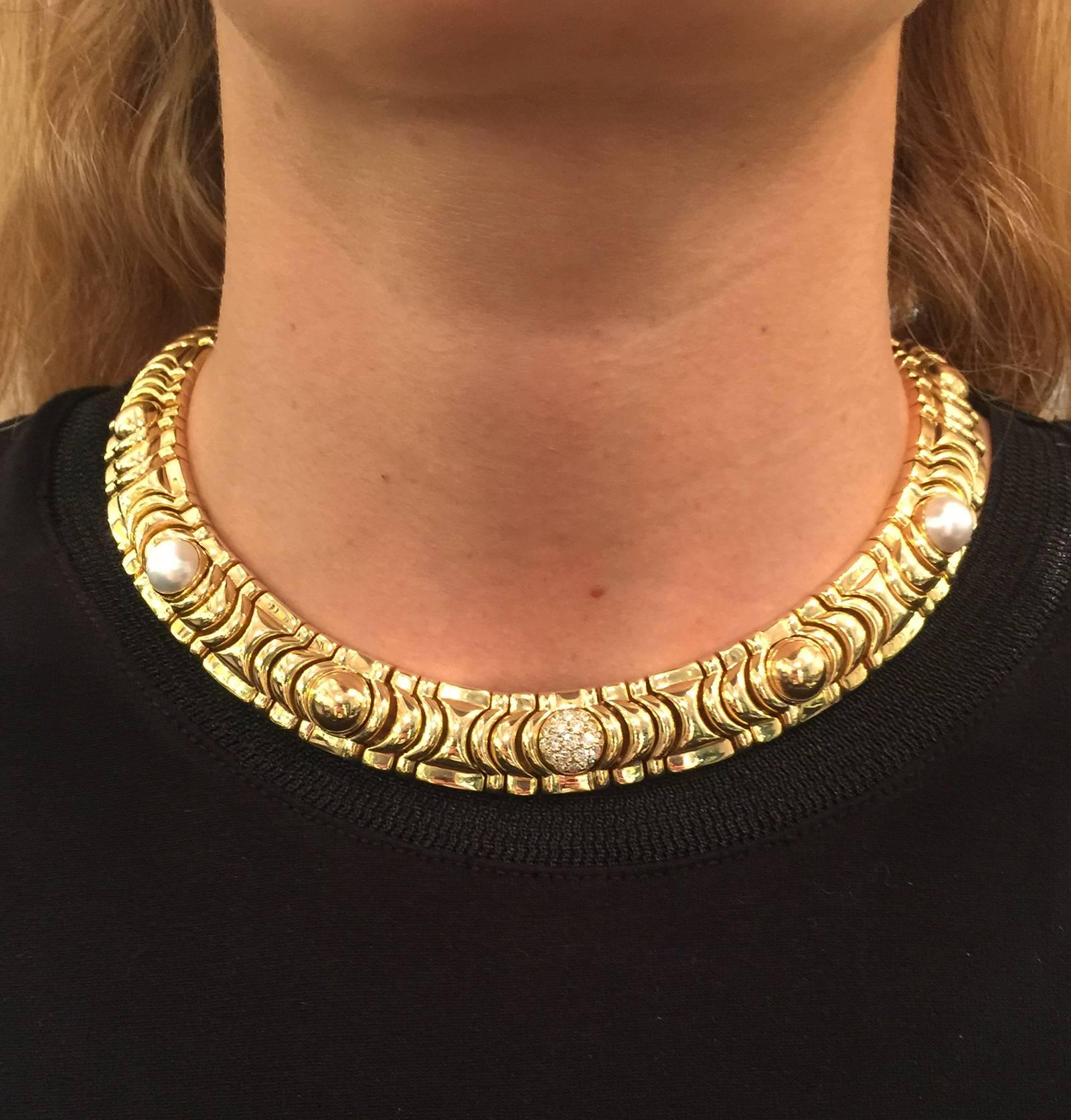 1990s Piaget Gold Necklace Enhanced with 19 Half Decorative Beads In Excellent Condition In Paris, IDF