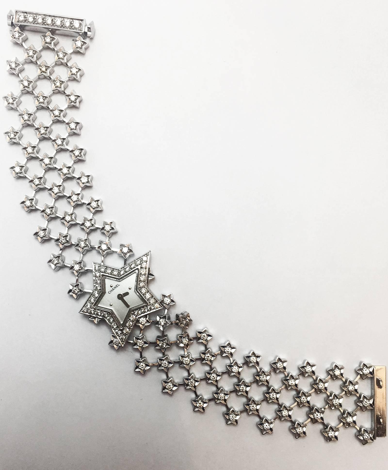 Chanel Ladies White Gold Diamond Dust of the Stars Quartz Wristwatch In Excellent Condition In Paris, IDF