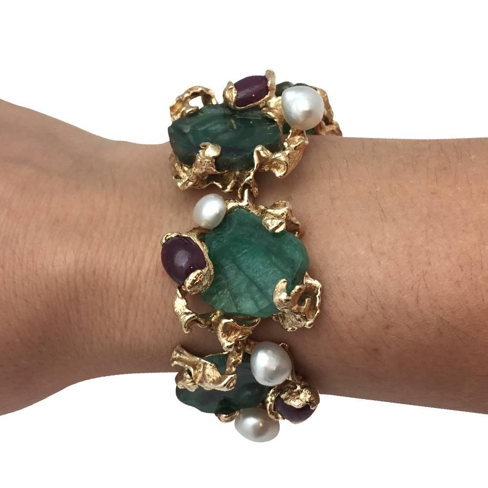 Yellow Gold Gilbert Albert Bracelet, Emeralds, Rubies and Pearls In Excellent Condition In Paris, IDF