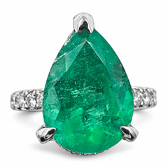 18k White Gold Ring with 3.36 Ct. Emerald and Diamonds 0.98 Ct. (Size 6.75)