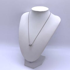 Collier BVLGARI B.zero1 avec pendentif en or blanc 18 carats serti de diamants en pavé