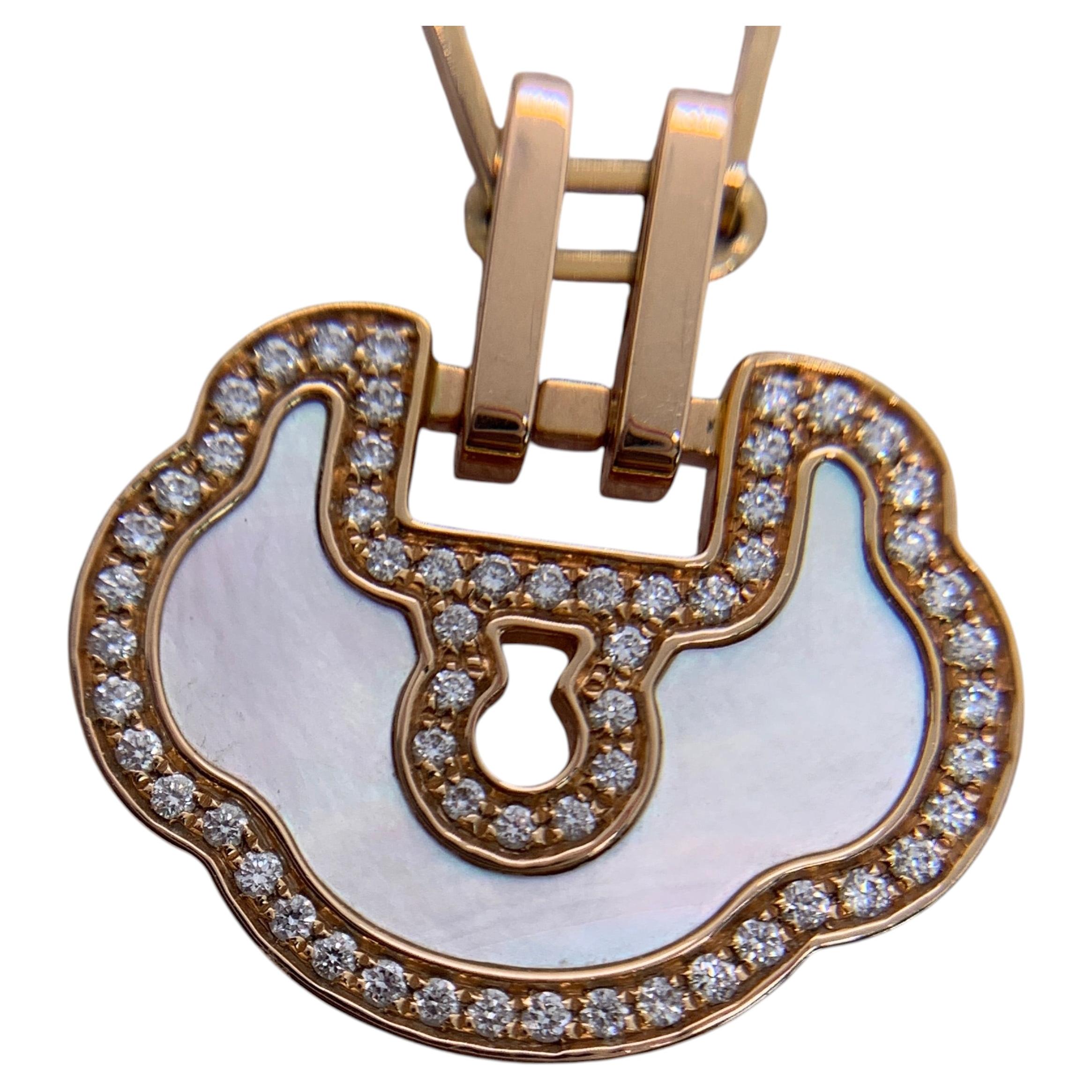 Pre-owned Qeelin Yu Yi Pendant Necklace 18k Rose Gold Mother Of Pearl Pave Diamond Lock In Red