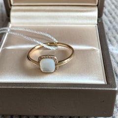 Anello Pomellato Isola in oro 18 carati con madreperla bianca e diamanti a corona