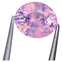 Untreated pink sapphire with opalescence, 4.14 cts