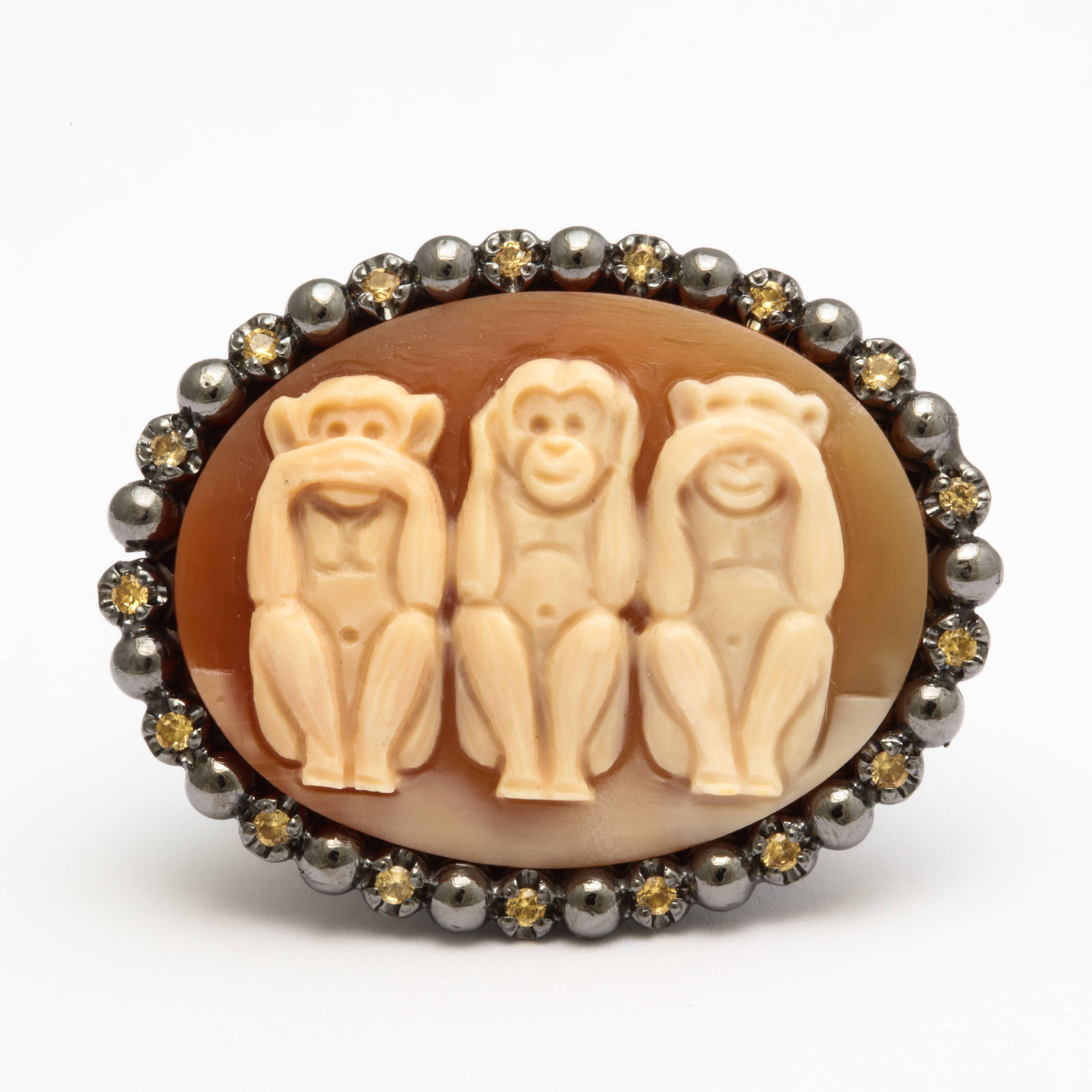Modern Amedeo Monkeys Cameo Ring with Yellow Sapphires For Sale