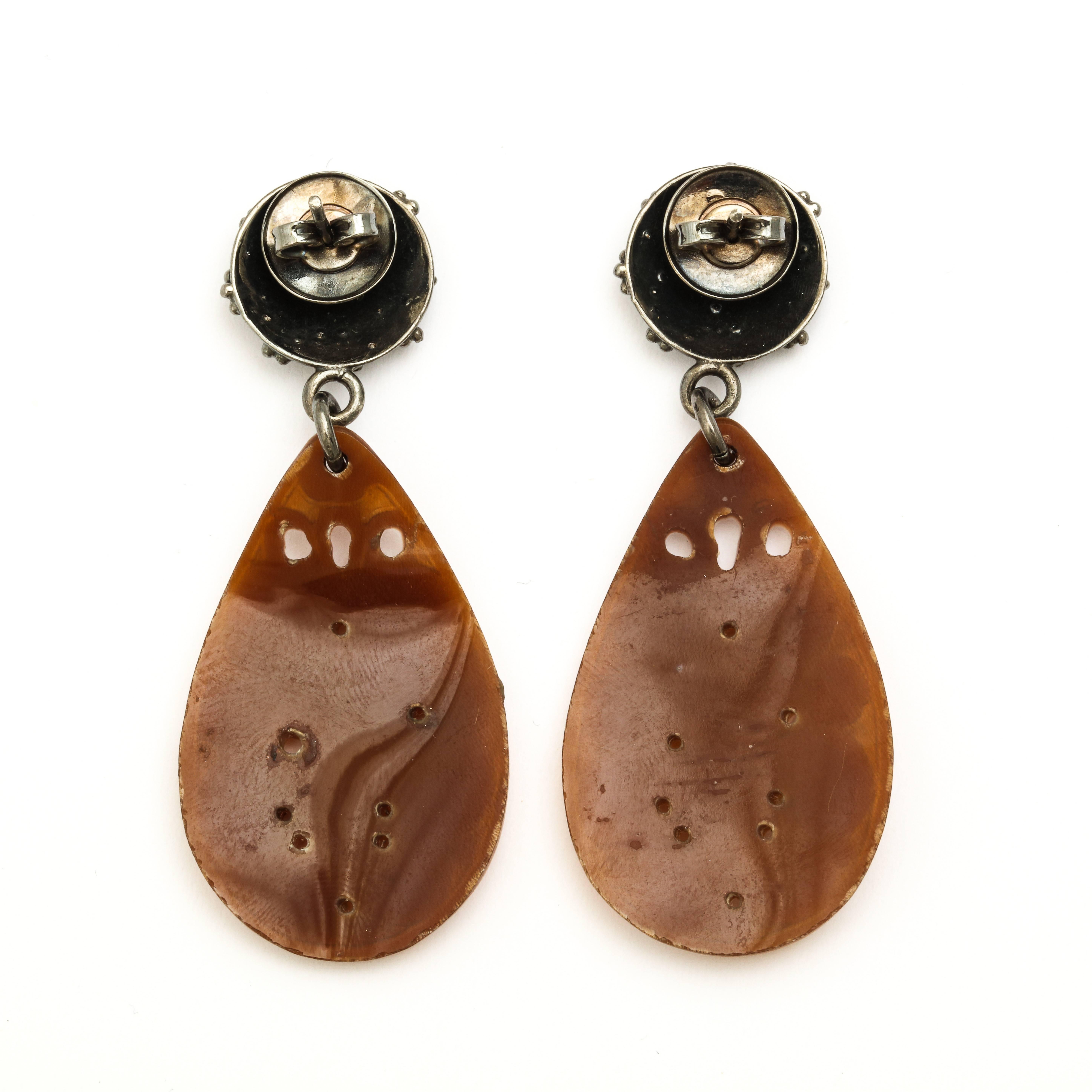 Amedeo Caviar Drops Cameo Earrings In New Condition For Sale In New York, NY