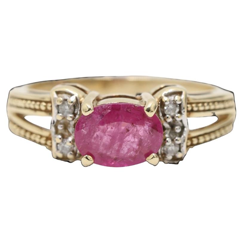 Ring mit rosa Saphir und Diamanten, gefasst in 9-karätigem Gelbgold, Cocktail Natural im Angebot