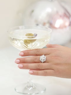 Statement Diamond Ring set in Platinum 2.95 Carat Natural SI, Circa 1930s UK