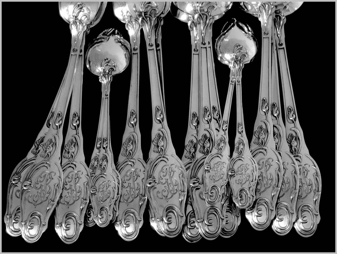 Lapparra Fabulous French Poppies Sterling Silver Dinner Flatware Set 18 pc In Excellent Condition For Sale In Triaize, Pays de Loire
