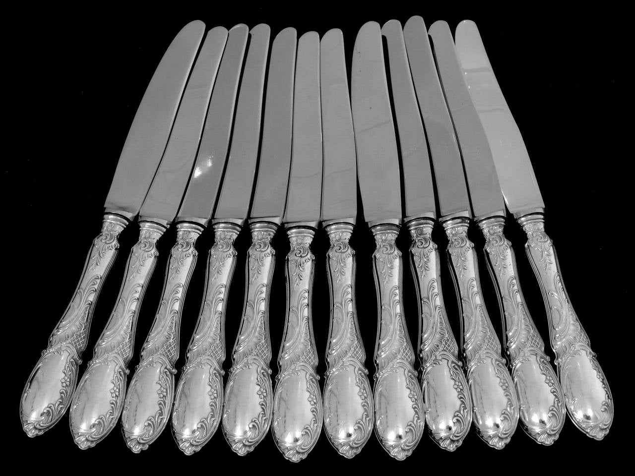 French Sterling Silver Dinner Knife Set 12 pc Rococo Stainless Steel Blades In Good Condition In Triaize, Pays de Loire