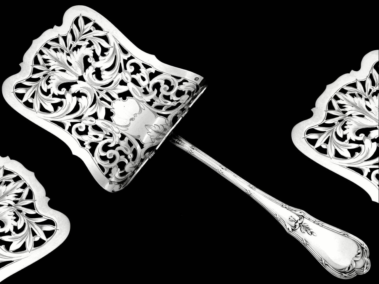 Neoclassical Coignet French All Sterling Silver Asparagus Pastry Server Louis XVI Pattern For Sale