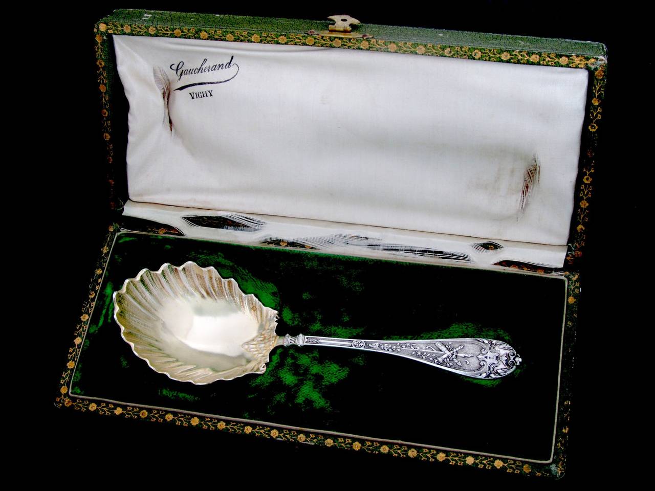 Fabulous French All Sterling Silver 18K Gold Serving Spoon w/Original Box Torch In Good Condition For Sale In Triaize, Pays de Loire