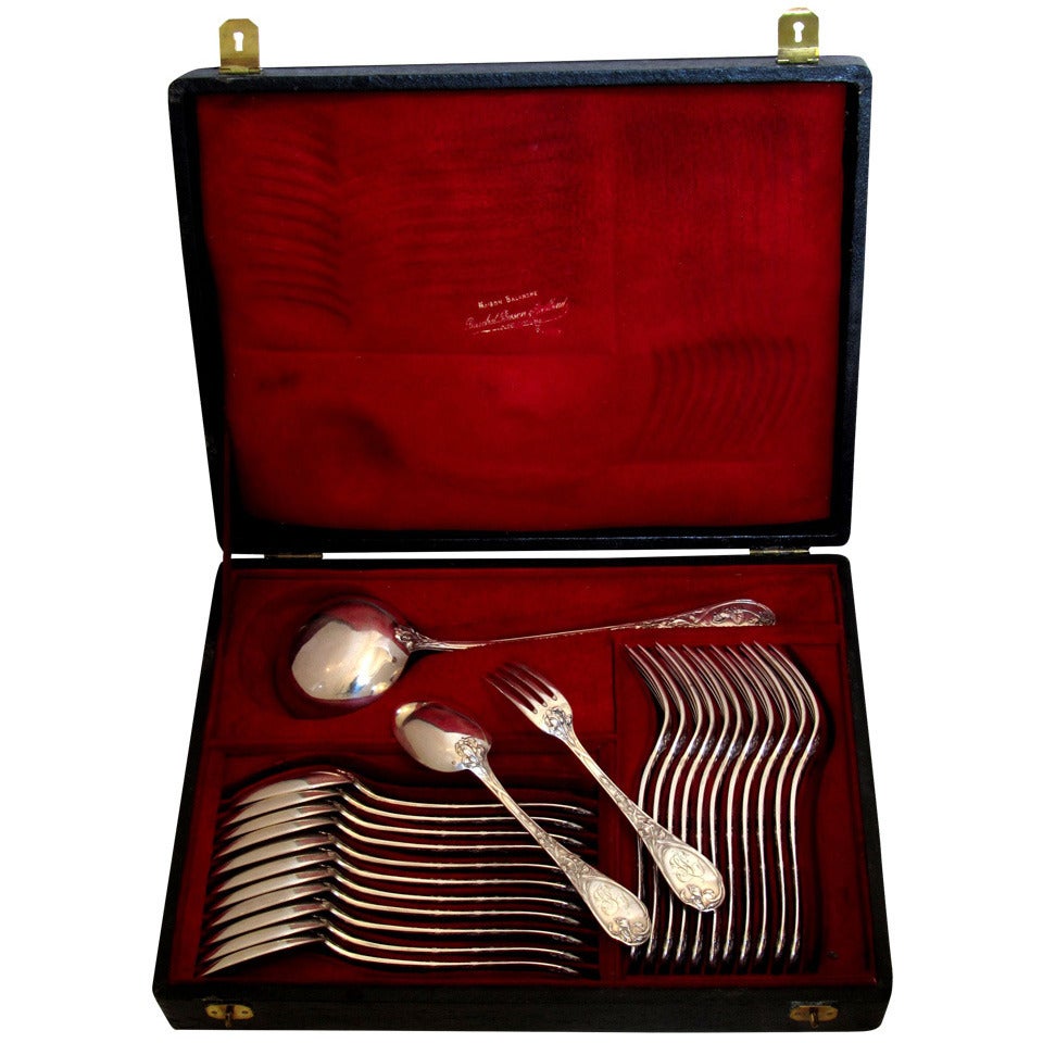 Puiforcat French Sterling Silver Dinner Flatware Set 25 pc Iris with Box For Sale