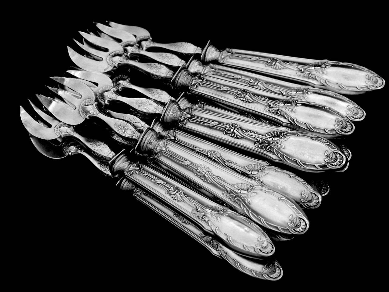 Gorgeous French Sterling Silver Oyster Forks 12 piece original box Rococo 4