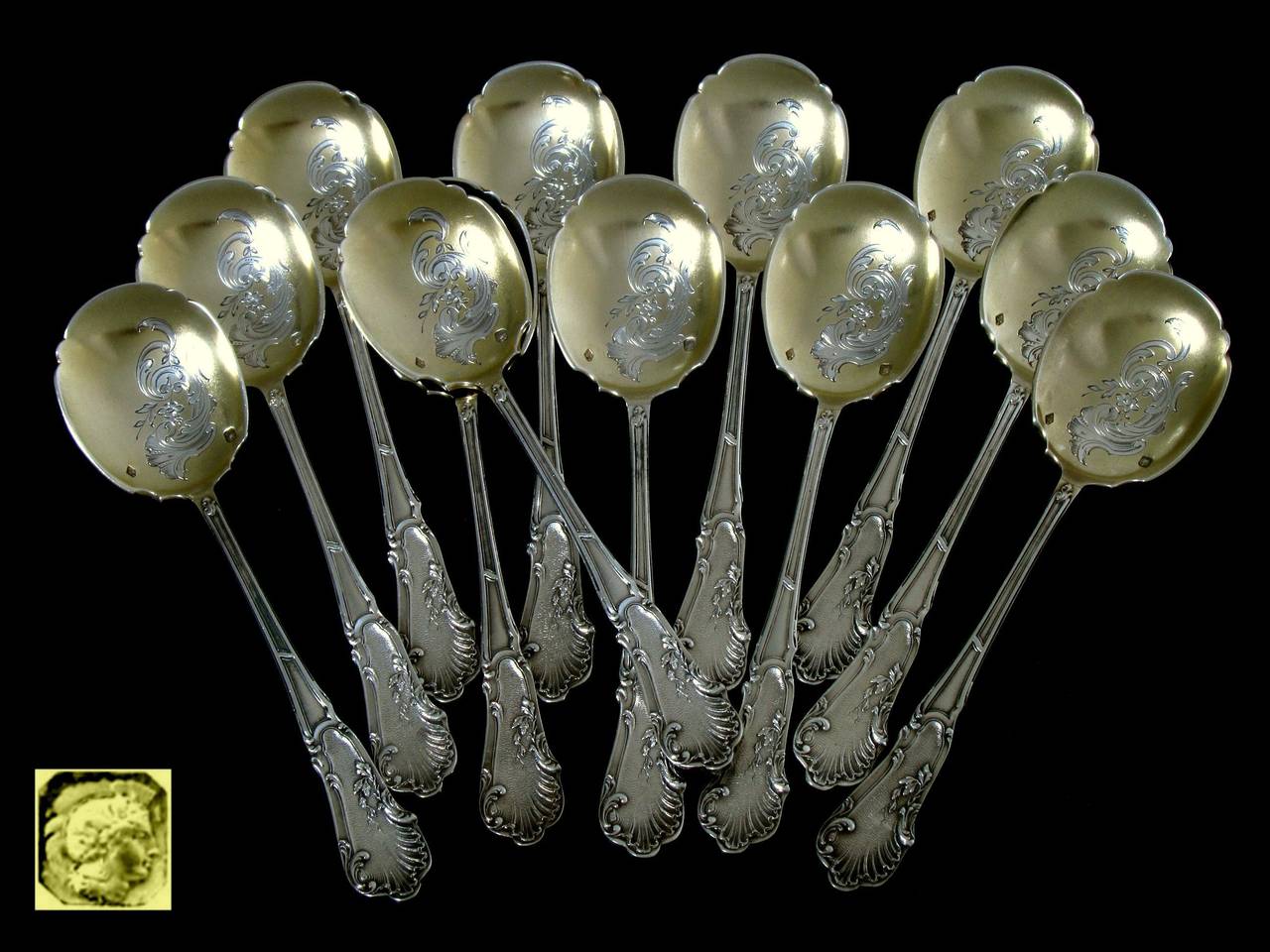 Soufflot French All Sterling Silver Vermeil Ice Cream Spoons Set 12 pc Rococo

Head of Minerve 1 st titre for 950/1000 French Sterling Silver Vermeil guarantee.

A set of truly exceptional quality, for the richness of their decoration, not only