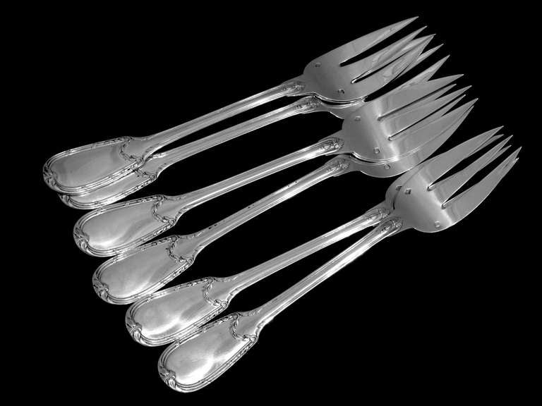 Ch. CHRISTOFLE Rare French Sterling Silver Fish Flatware 12 pc Neo Classical In Good Condition For Sale In Triaize, Pays de Loire