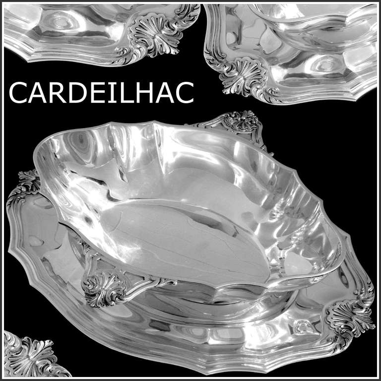 CARDEILHAC/CHRISTOFLE French All Sterling Silver Gravy/Sauce Boat w/Tray Rococo

Exceptional Rococo Pattern with shells and foliage for this Sauce boat in sterling silver. Finesse of design and quality of execution rarely seen. No monograms. The