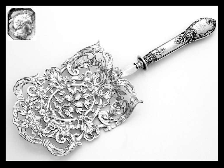COIGNET French Sterling Silver Asparagus/Pastry Server w/ original box Masks In Good Condition In Triaize, Pays de Loire