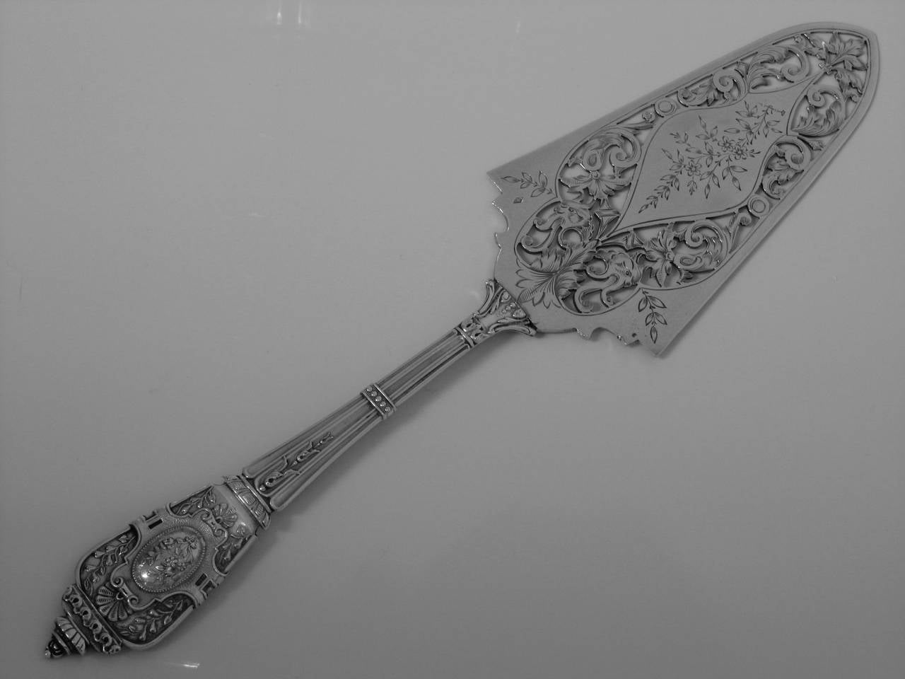 Richly Ornate French All Sterling Silver Pie/Pastry/Fish Server Renaissance 2