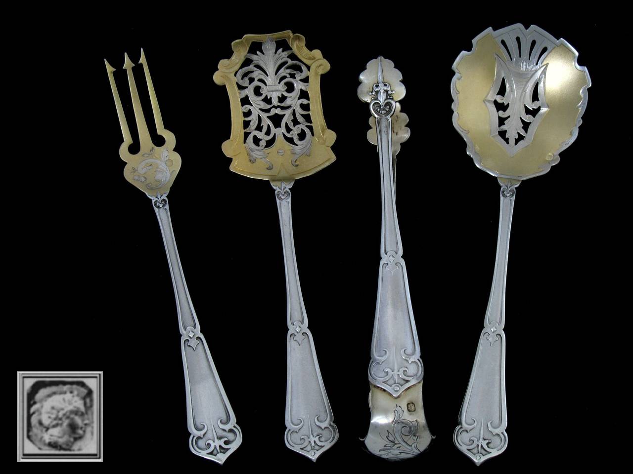Soufflot French All Sterling Silver Dessert Hors D'oeuvre Set 4 pc w/box Ferrure

Head of Minerve 1 st titre for 950/1000 French Sterling Silver Vermeil guarantee. The quality of the gold used to recover sterling silver is a minimum of 750 mils