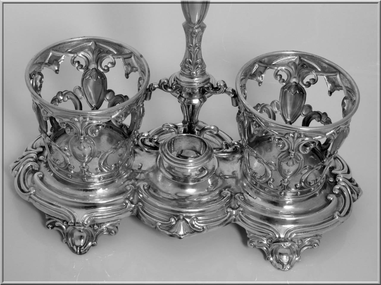 Women's or Men's Gorgeous French Sterling Silver Oil and Vinegar Cruet Set Louis XVI For Sale