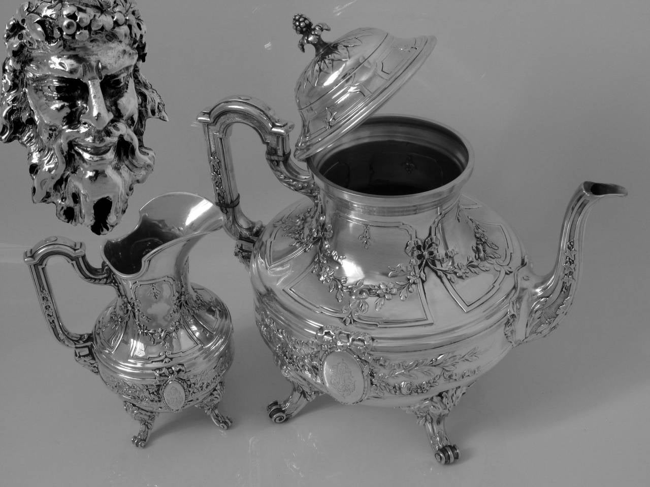 Tetard Fabulous French All Sterling Silver Tea & Coffee Service 4 pc Bacchus In Good Condition In Triaize, Pays de Loire