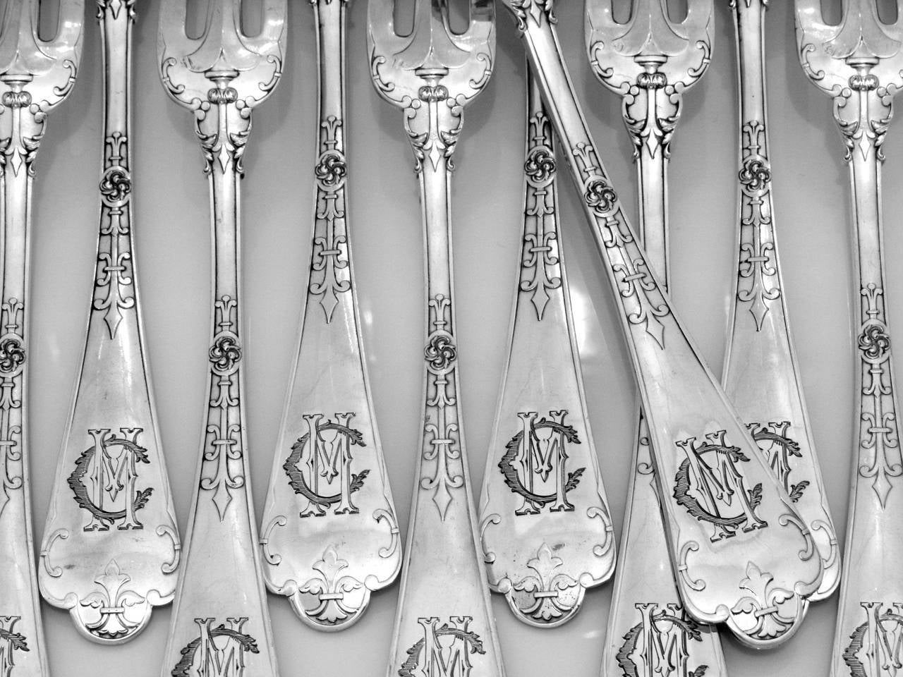 Puiforcat Rare French Sterling Silver Dinner Flatware 12 pc Fer de Lance 1