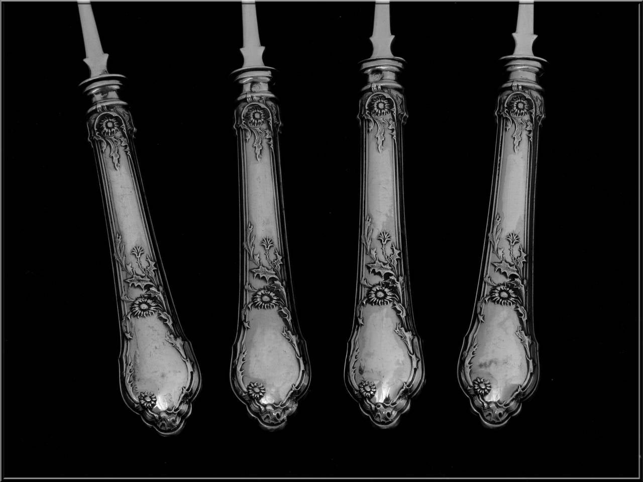Gorgeous French Sterling Silver Dessert/Hors d'Oeuvre Set 4 pc Art Nouveau For Sale 2