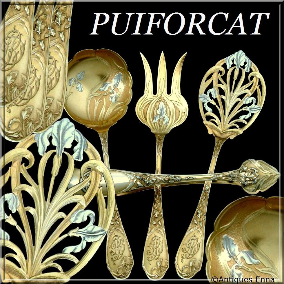 Puiforcat Rare French All Sterling Silver Vermeil Dessert Set 4 pc Iris pattern

An exceptional set from the point of view of its design as well as the contrast between the raised details and the background. The set includes sugar tongs, a server,