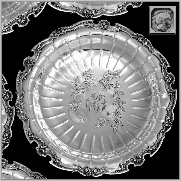 Fabulous French All Sterling Silver Compote/Serving Dish/Tray Louis XVI pattern

Exceptional Louis XVI decoration for this Serving Dish/Compote/Tray, engraved with ribbons, foliage and laurel leaves. Finesse of design and quality of execution