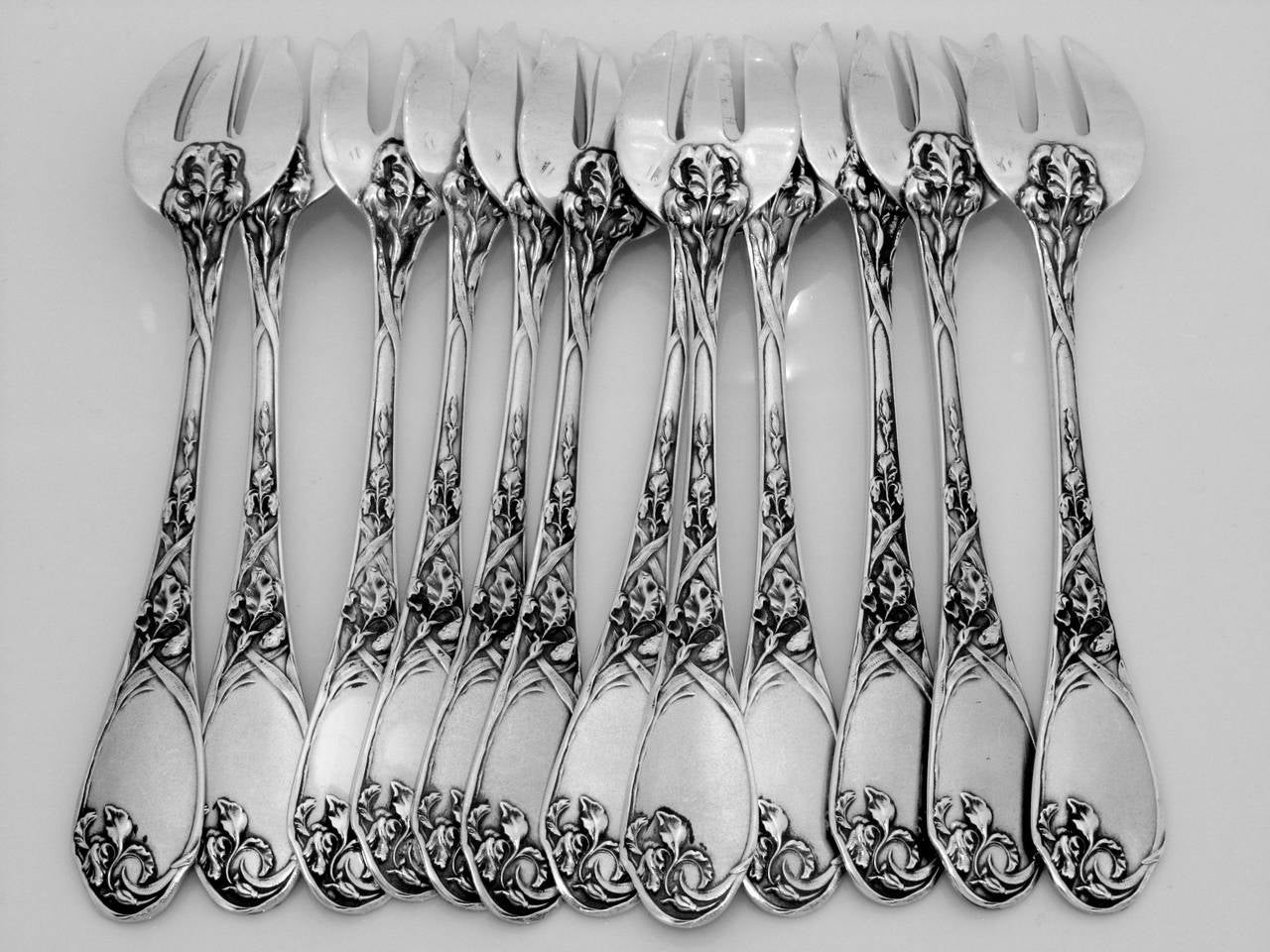 Puiforcat Fabulous French All Sterling Silver Oyster Forks 12 pc Iris Pattern For Sale 3