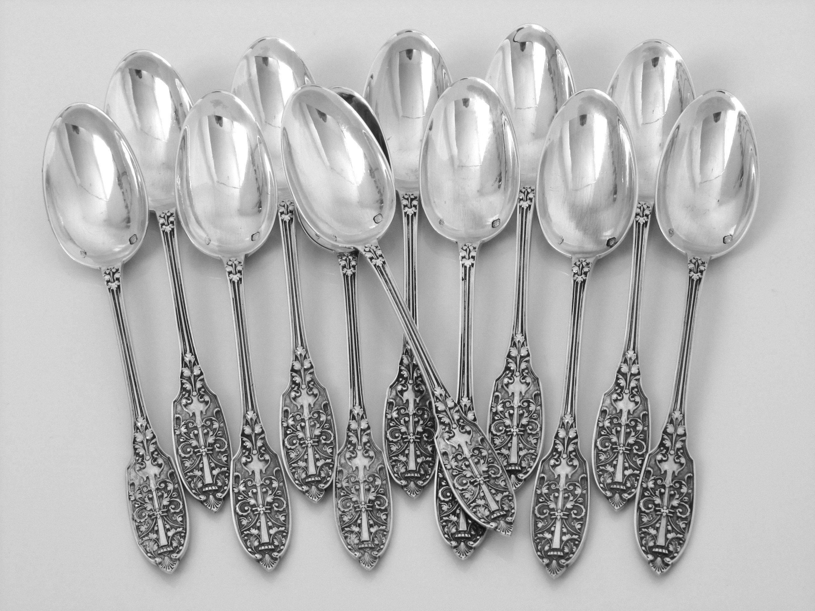 Puiforcat French Sterling Silver Tea Spoons Set 12 pc original box Mascaron In Good Condition In Triaize, Pays de Loire