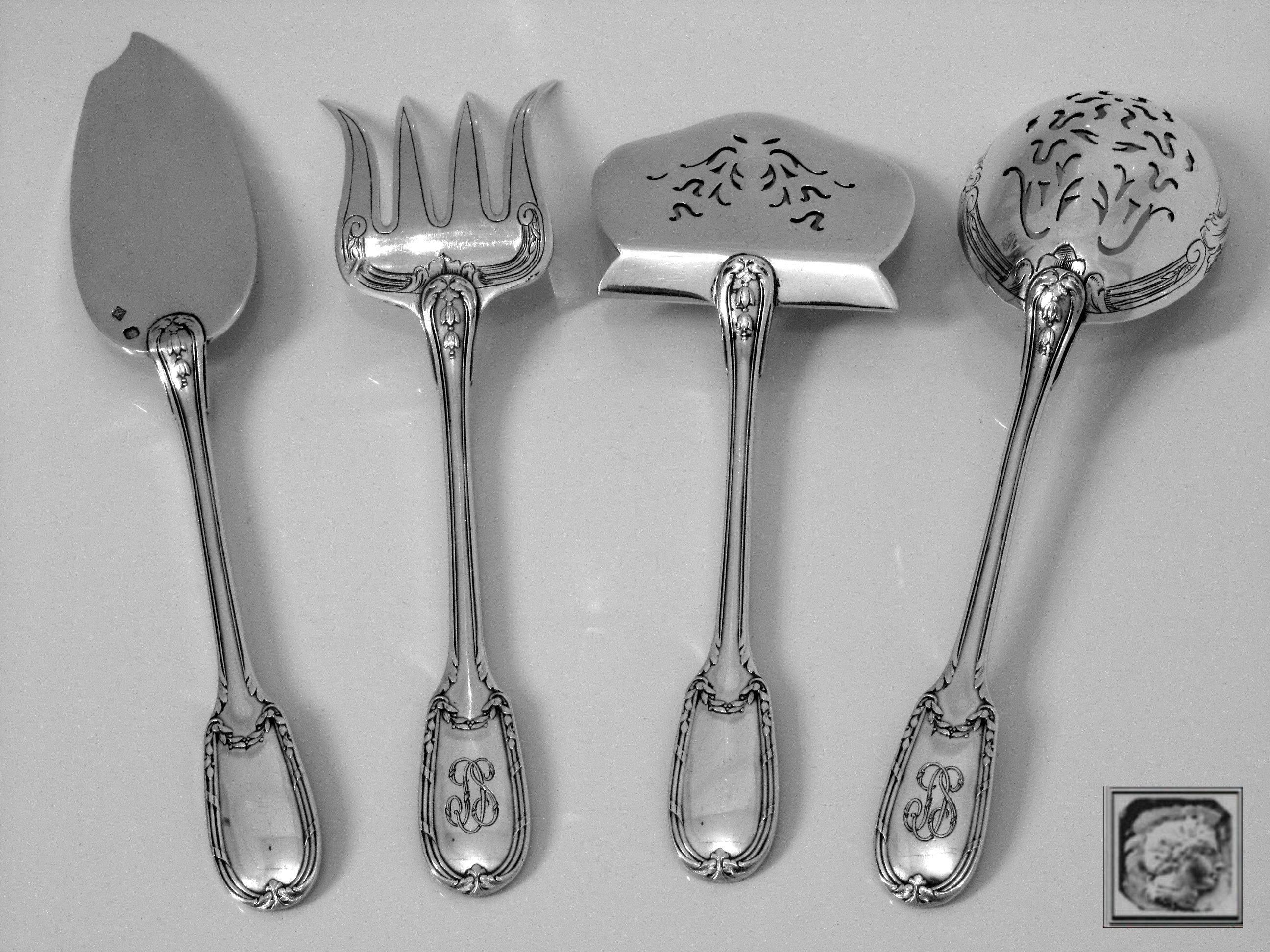 Christofle Rare French All Sterling Silver Dessert Hors D'oeuvre Set 4 pc box In Good Condition In Triaize, Pays de Loire